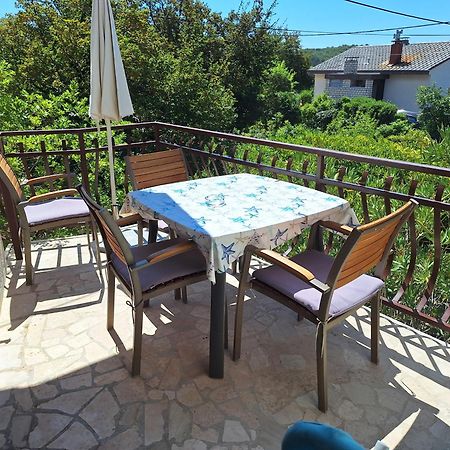 Apartmani Mia Ядраново Екстериор снимка